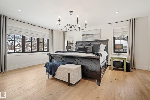 13915 104 Avenue, Edmonton, AB - Indoor Photo Showing Bedroom