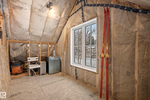 13915 104 Avenue, Edmonton, AB - Indoor