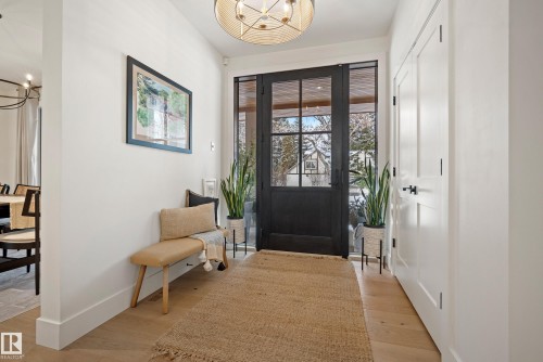 13915 104 Avenue, Edmonton, AB - Indoor Photo Showing Other Room