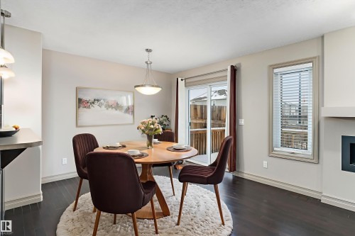 605 175A Street, Edmonton, AB - Indoor Photo Showing Dining Room