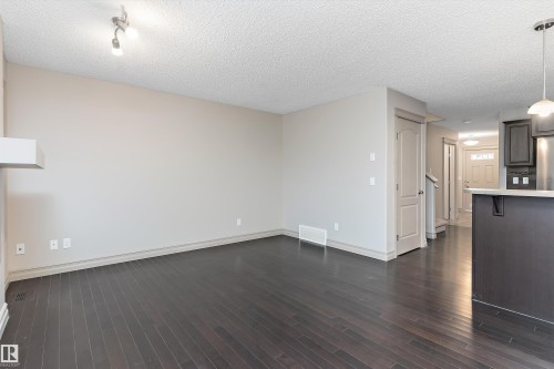 605 175A Street, Edmonton, AB - Indoor