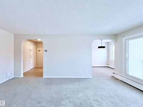 303 11450 40 Avenue, Edmonton, AB - Indoor Photo Showing Other Room