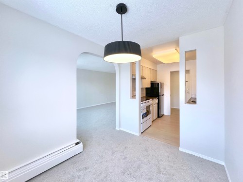 303 11450 40 Avenue, Edmonton, AB - Indoor Photo Showing Other Room