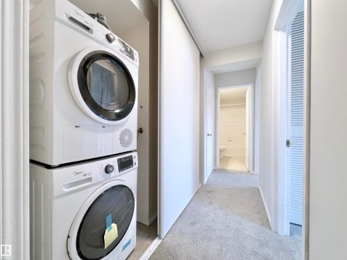303 11450 40 Avenue, Edmonton, AB - Indoor Photo Showing Laundry Room