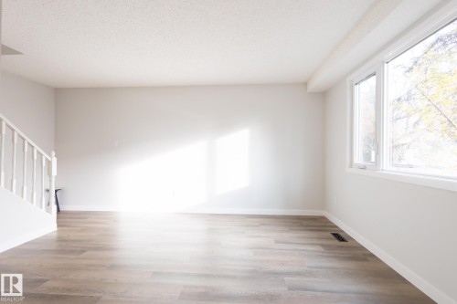 5446 144B Avenue, Edmonton, AB - Indoor Photo Showing Other Room