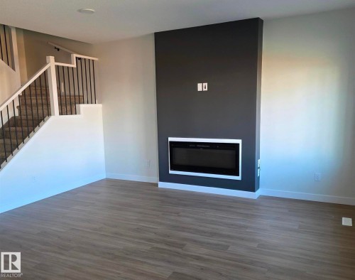 22 Sereno Lane, Fort Saskatchewan, AB - Indoor Photo Showing Living Room