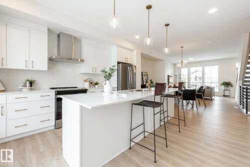 7529 Klapstein Link, Edmonton, AB - Indoor Photo Showing Kitchen With Upgraded Kitchen