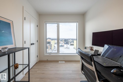 7529 Klapstein Link, Edmonton, AB - Indoor Photo Showing Other Room