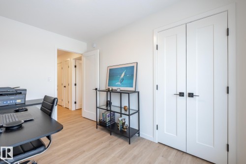 7529 Klapstein Link, Edmonton, AB - Indoor