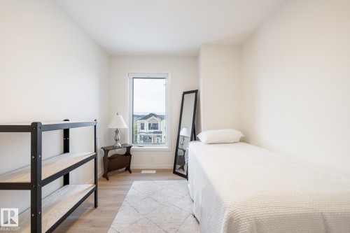 7529 Klapstein Link, Edmonton, AB - Indoor Photo Showing Bedroom