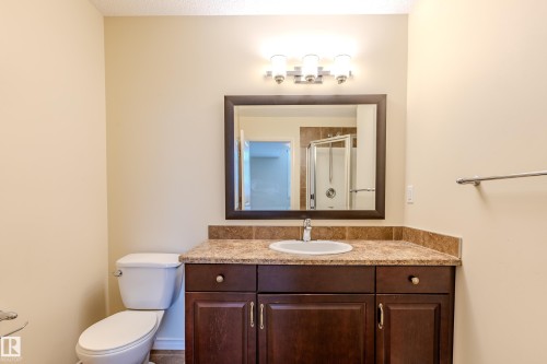 28 9511 102 Ave, Morinville, AB - Indoor Photo Showing Bathroom
