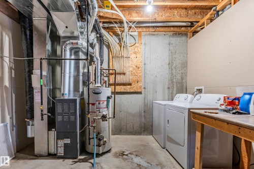 28 9511 102 Ave, Morinville, AB - Indoor