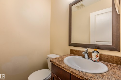 28 9511 102 Ave, Morinville, AB - Indoor Photo Showing Bathroom