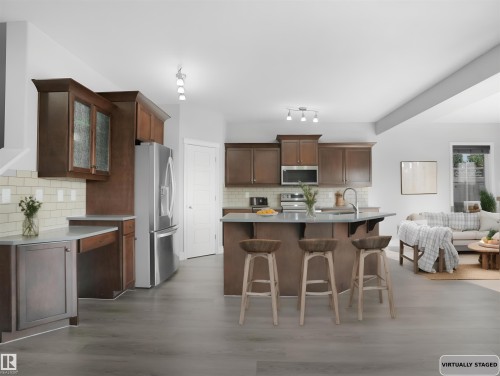 5903 12 Avenue, Edmonton, AB - Indoor Photo Showing Kitchen