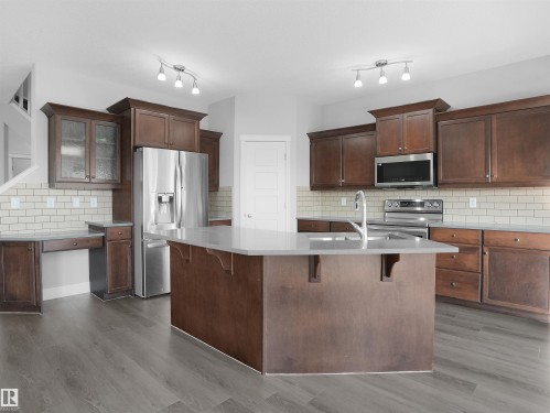 5903 12 Avenue, Edmonton, AB - Indoor Photo Showing Kitchen With Double Sink With Upgraded Kitchen