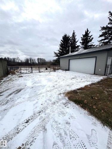 5015 47 Ave, Onoway, AB - Outdoor