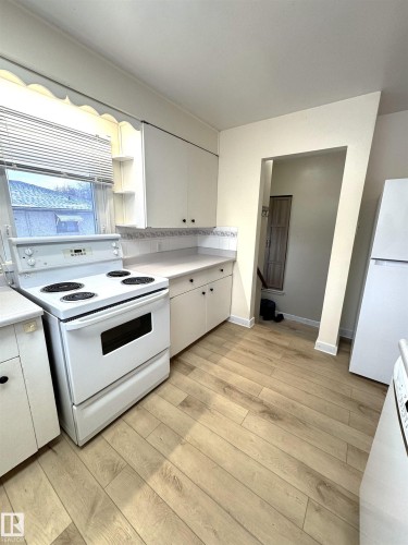 5015 47 Ave, Onoway, AB - Indoor Photo Showing Kitchen