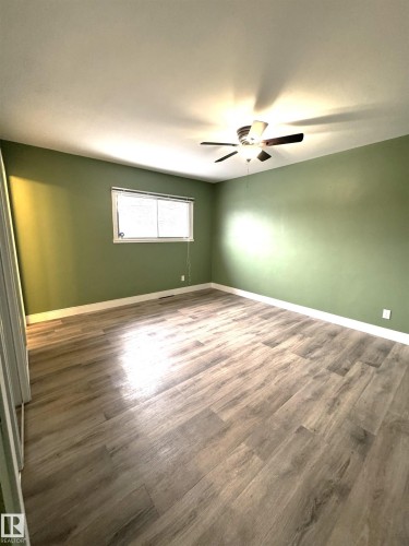 5015 47 Ave, Onoway, AB - Indoor Photo Showing Other Room