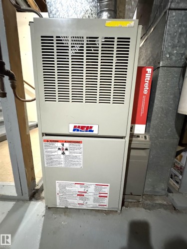 5015 47 Ave, Onoway, AB - Indoor Photo Showing Basement