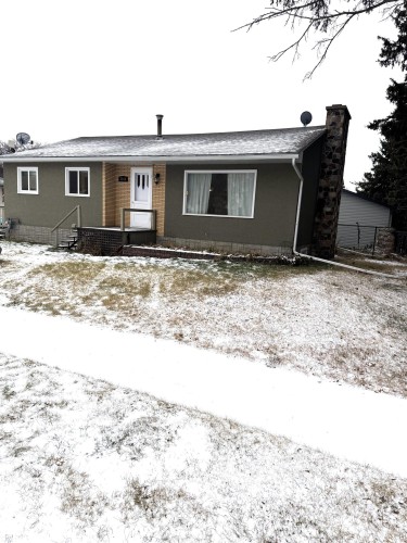 5015 47 Ave, Onoway, AB - Outdoor