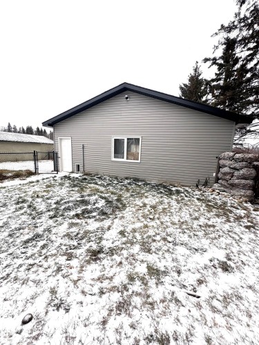 5015 47 Ave, Onoway, AB - Outdoor