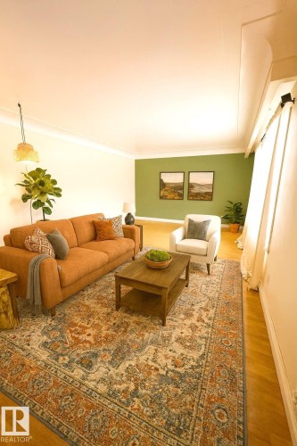 5015 47 Ave, Onoway, AB - Indoor