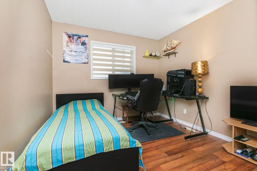 3769 23 Street, Edmonton, AB - Indoor Photo Showing Bedroom