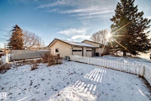 4813 52 Avenue, Stony Plain, AB - Outdoor