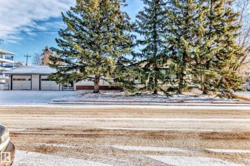 4813 52 Avenue, Stony Plain, AB - Outdoor