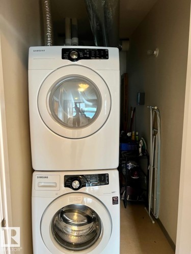 400 9940 Sherridon Drive, Fort Saskatchewan, AB - Indoor Photo Showing Laundry Room