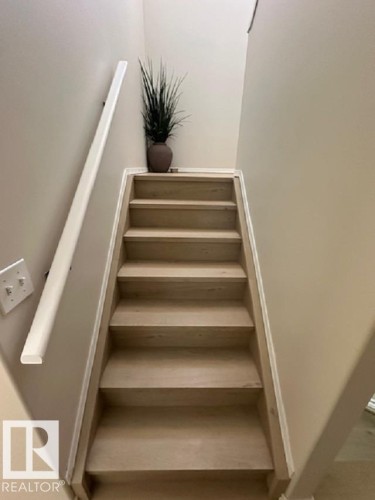 9806 179 Avenue, Edmonton, AB 