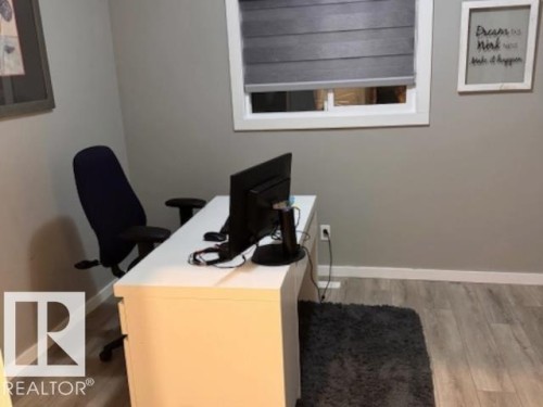 2306 Kelly Circle, Edmonton, AB - Indoor Photo Showing Office