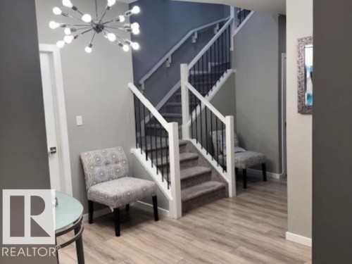 2306 Kelly Circle, Edmonton, AB - Indoor Photo Showing Other Room