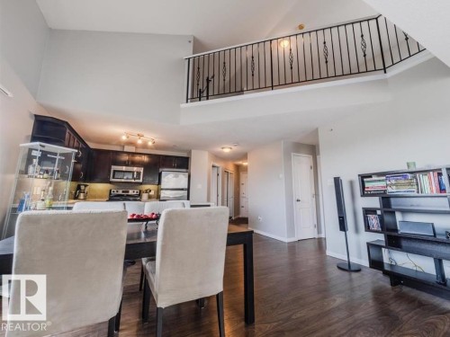 1306 7339 South Terwillegar Drive, Edmonton, AB - Indoor