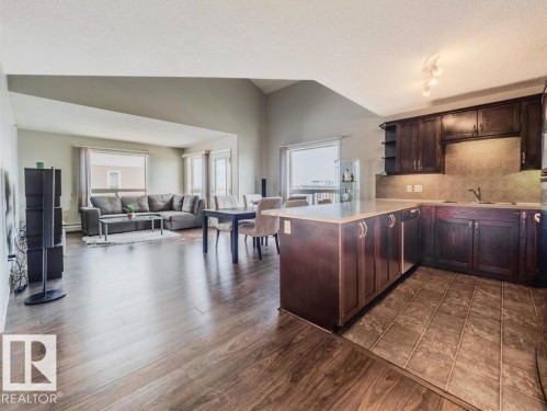 1306 7339 South Terwillegar Drive, Edmonton, AB - Indoor Photo Showing Kitchen