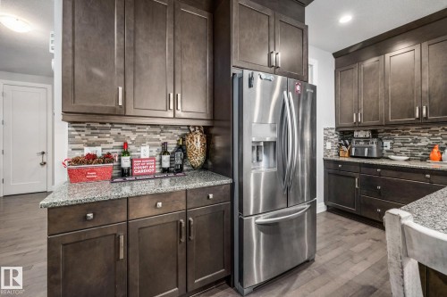 14 Spring Bay, Spruce Grove, AB - Indoor Photo Showing Kitchen