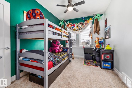 14 Spring Bay, Spruce Grove, AB - Indoor Photo Showing Bedroom