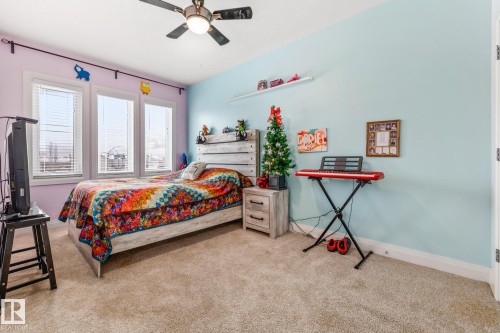 14 Spring Bay, Spruce Grove, AB - Indoor Photo Showing Bedroom