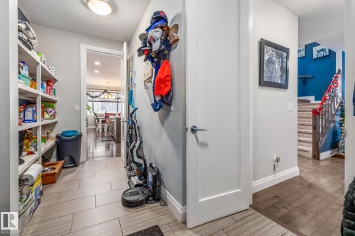 14 Spring Bay, Spruce Grove, AB - Indoor