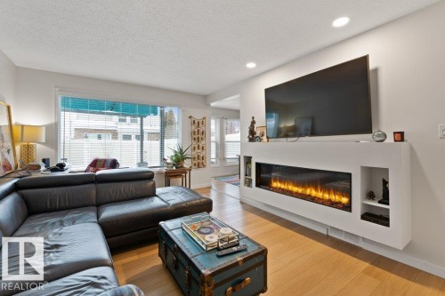 31 Grandview Ridge, St. Albert, AB - Indoor Photo Showing Living Room With Fireplace
