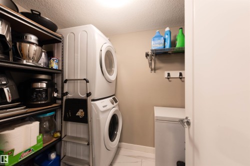 121 5504 Schonsee Drive, Edmonton, AB - Indoor Photo Showing Laundry Room