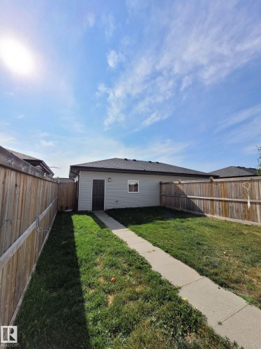 157 Radcliffe Wynd, Fort Saskatchewan, AB - Outdoor