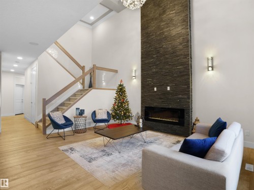 6419 175 Avenue, Edmonton, AB - Indoor Photo Showing Living Room With Fireplace