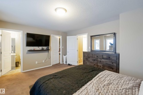 109 Rue Magnan, Beaumont, AB - Indoor Photo Showing Bedroom