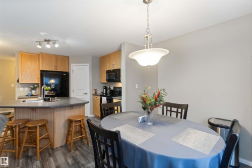 109 Rue Magnan, Beaumont, AB - Indoor Photo Showing Dining Room