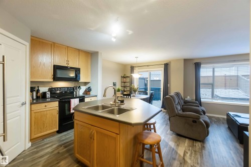 109 Rue Magnan, Beaumont, AB - Indoor Photo Showing Kitchen With Double Sink
