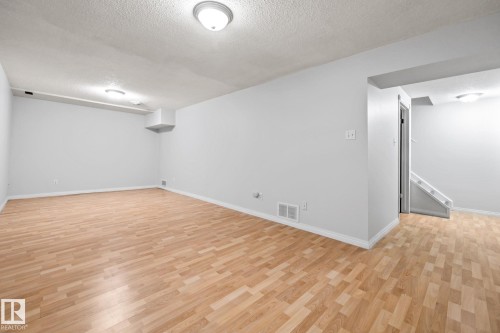 145B Royal Road, Edmonton, AB - Indoor Photo Showing Other Room