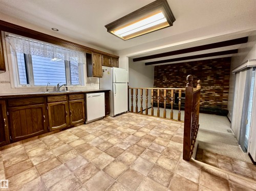 4603 Lakeshore Drive, Bonnyville Town, AB - Indoor Photo Showing Kitchen