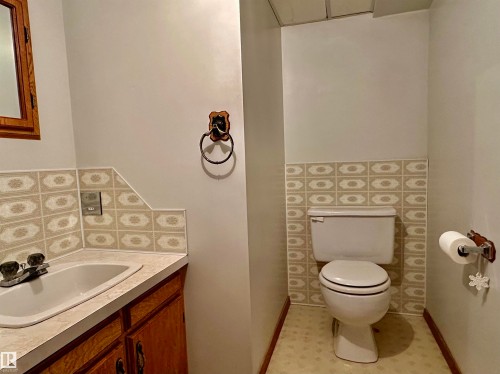 4603 Lakeshore Drive, Bonnyville Town, AB - Indoor Photo Showing Bathroom