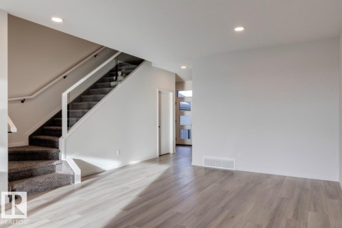 22915 80 Avenue, Edmonton, AB - Indoor Photo Showing Other Room